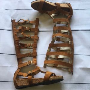 Women’s Joyfolie suede gladiators